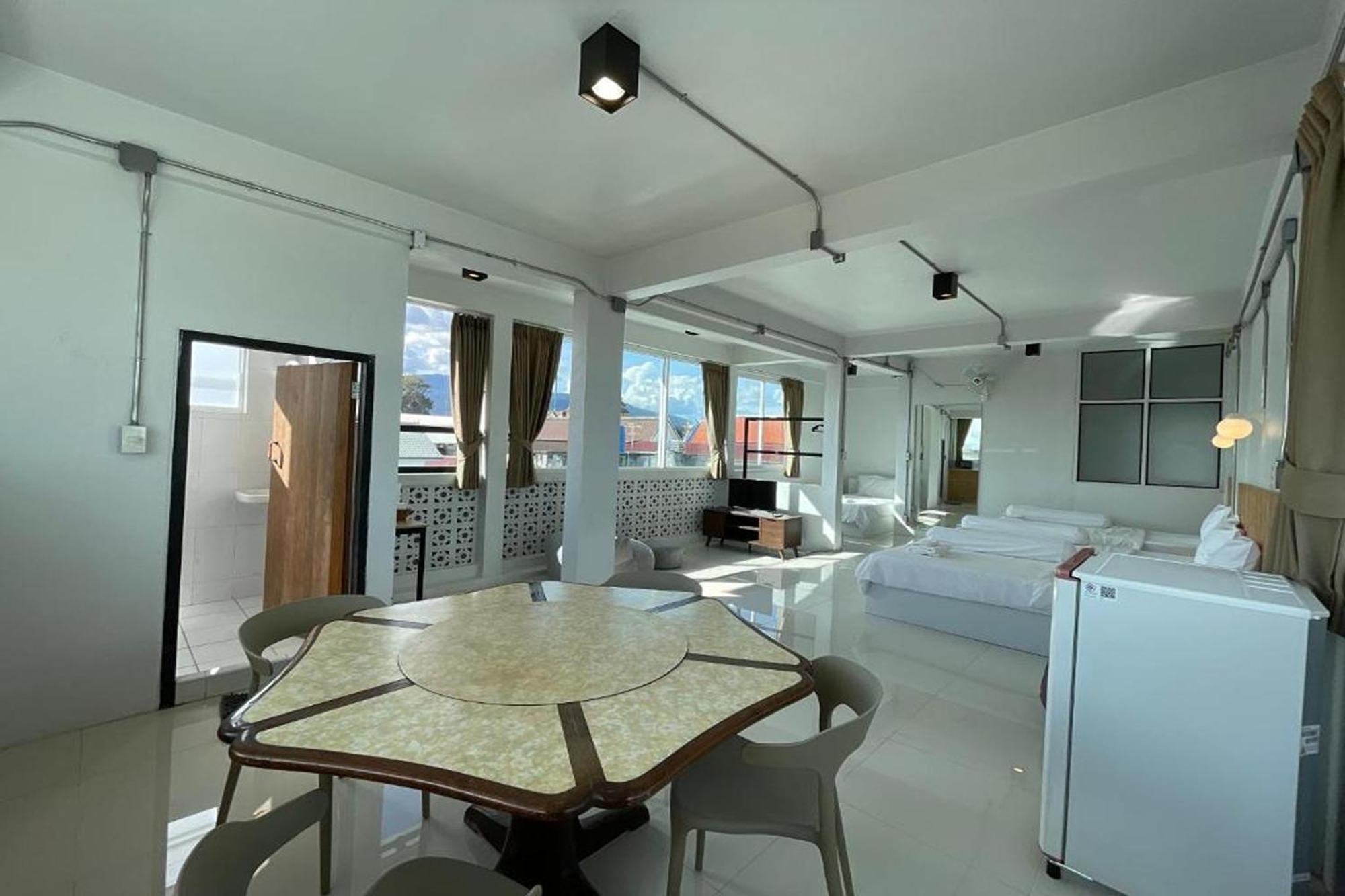 Gasthuis Asaya House 2*